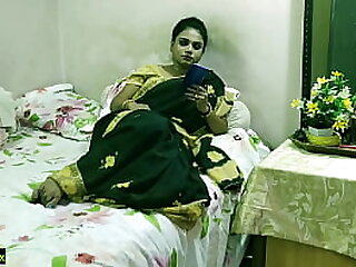 Desi honry bhabhi secret sex anent BA pass boy !! New sex video